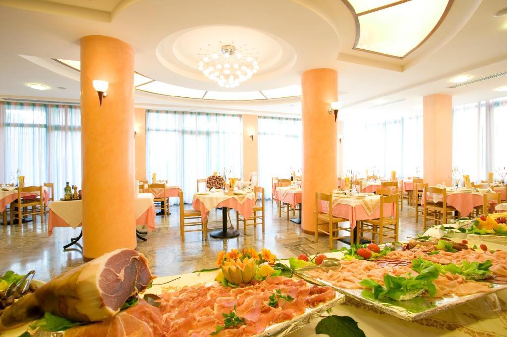 Hotel Costaverde 체제나티코 외부 사진